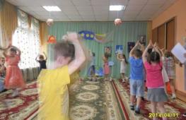 Сценарий развлечение на День Космонавтики в детском саду